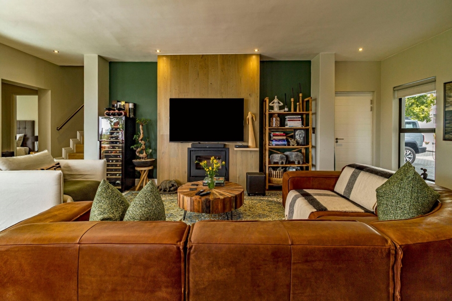 4 Bedroom Property for Sale in Croydon Gardens Estate Western Cape